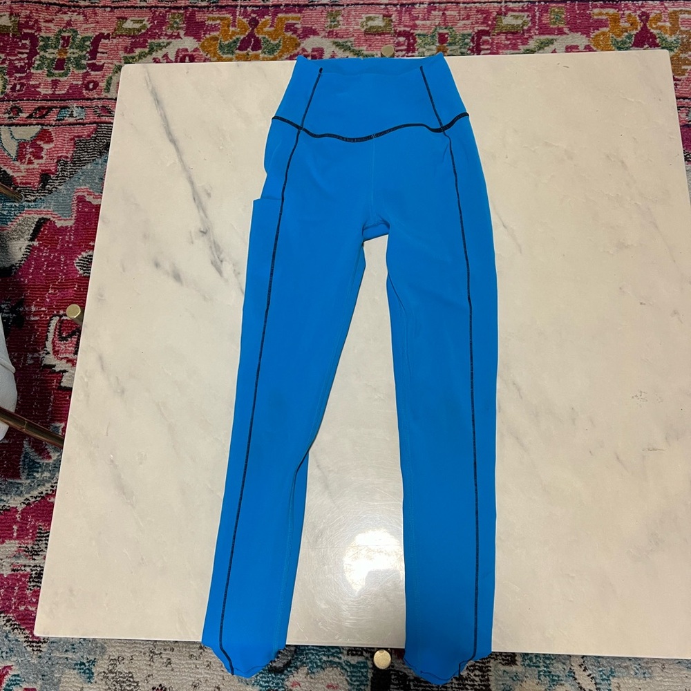 SPLIT 59 Vibrant Blue Leggings with Black Accents